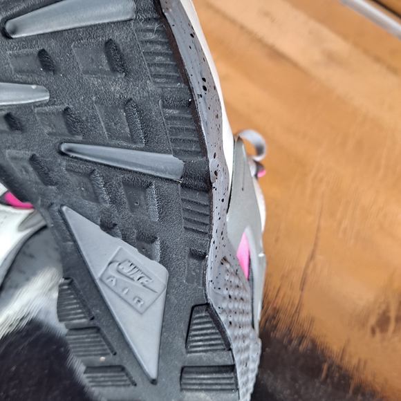 NIKE AIR HURACHE RUN # 852628-002 SIZE 7.5 Womans - Picture 6 of 8